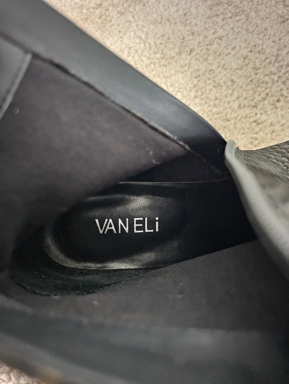 Vaneli step into